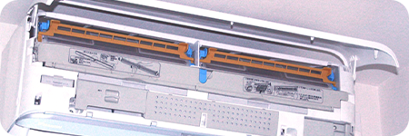 お掃除機能付きエアコンは油に弱い